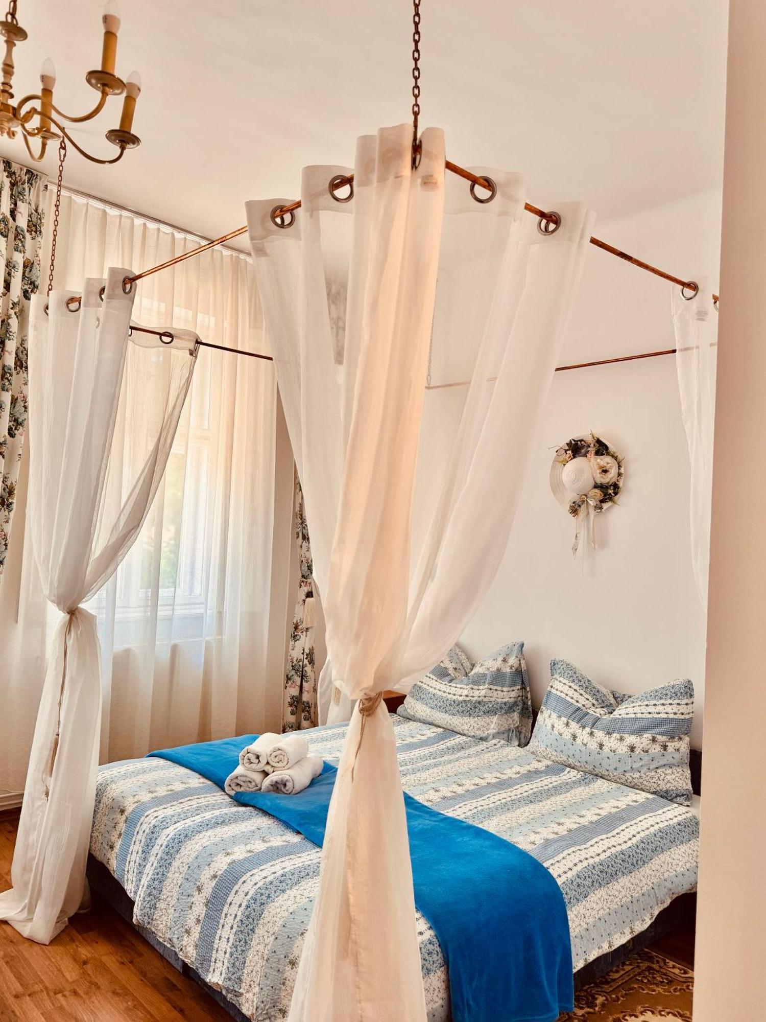 Pensiunea Schwartzy Hotel Mako Bagian luar foto