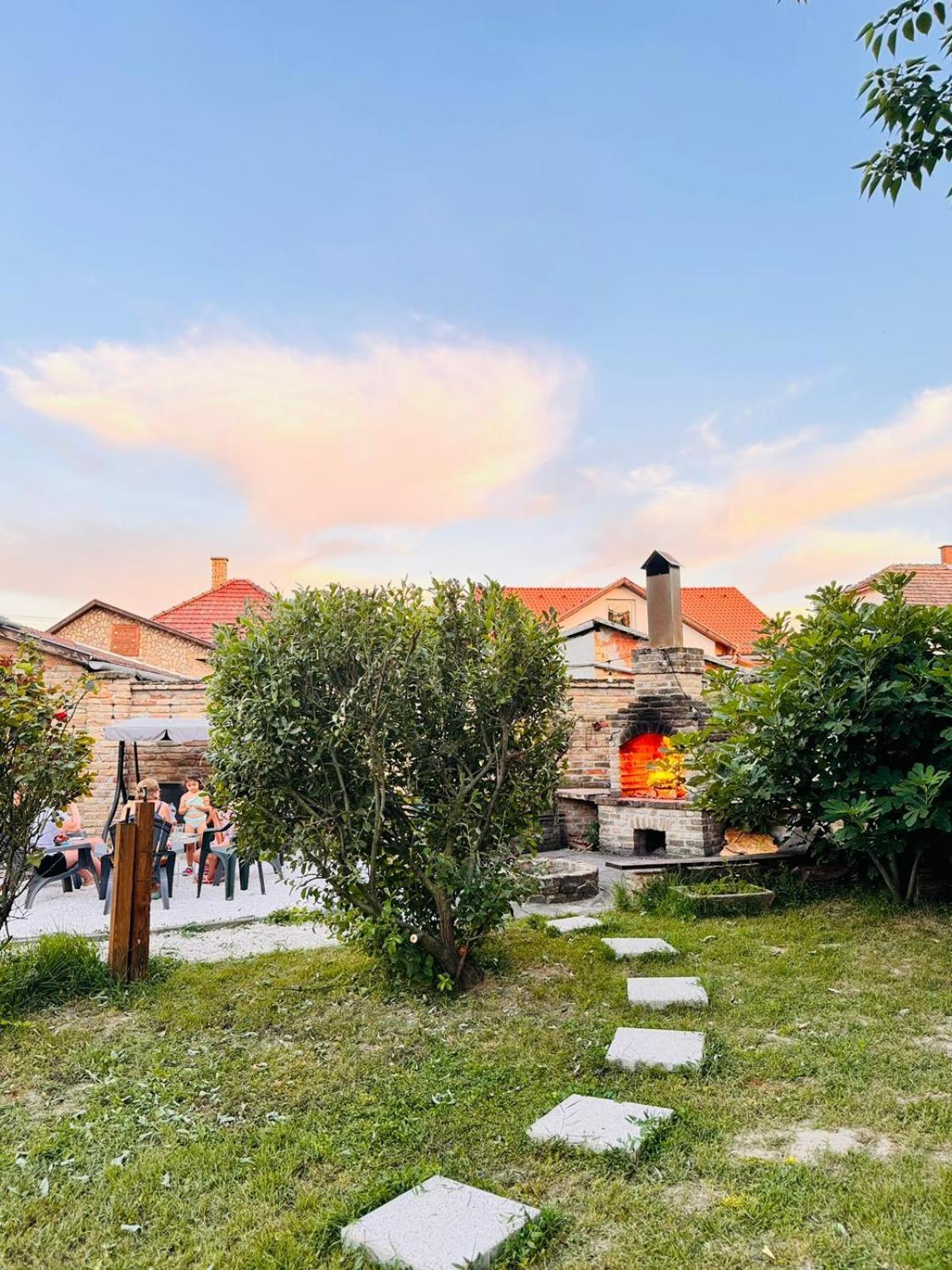 Pensiunea Schwartzy Hotel Mako Bagian luar foto
